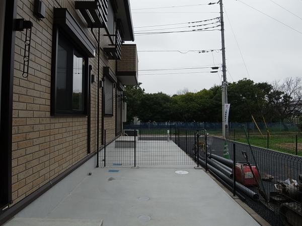 バルコニー　バルコニー（テラス）