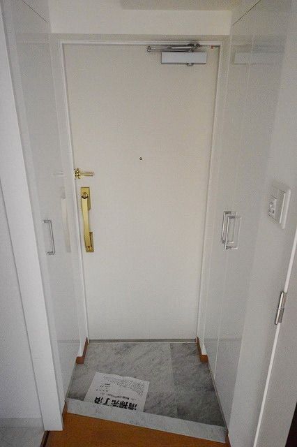 玄関　★お問い合わせはタウンハウジング聖蹟桜ヶ丘店まで★