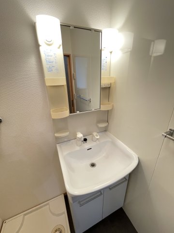 洗面設備　洗面所です