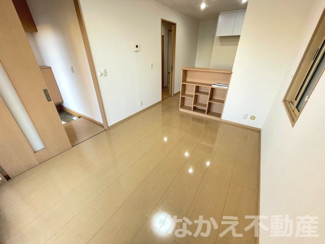 居室・リビング　建物外観を気になさる方へ、見た目の良い物件です