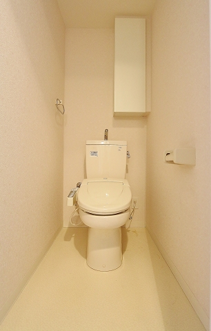 トイレ　ウォシュレット完備です