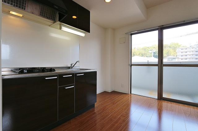 キッチン　お料理しやすいキッチンです