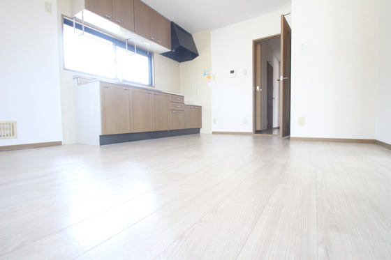 居室・リビング　※別部屋の写真です