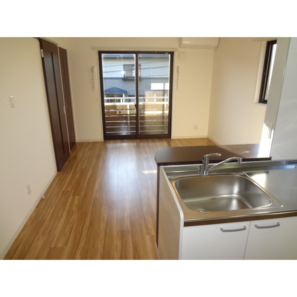 居室・リビング　現況の物を優先とします