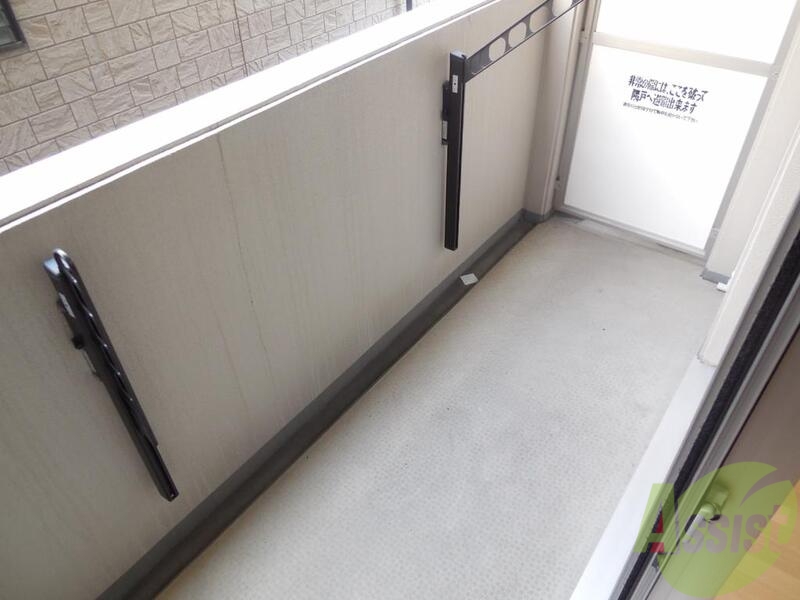 バルコニー　天気のいい日は気持ちが良いです