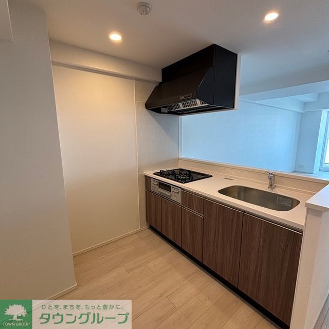 キッチン　※写真は同タイプ住戸です。