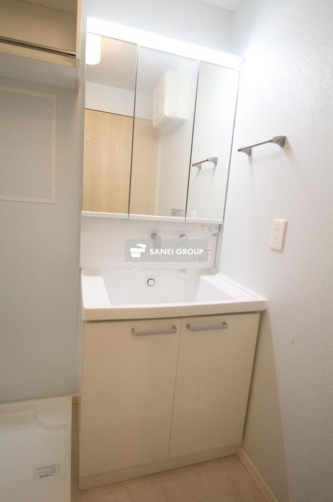 洗面設備　同仕様