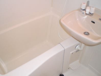 バス・シャワールーム　洗面