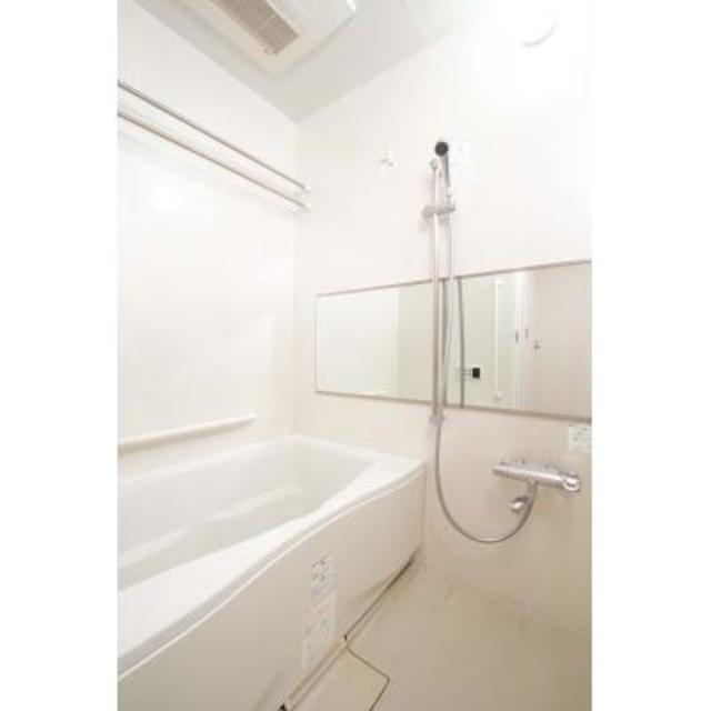 バス・シャワールーム　※写真は同タイプ住戸です。