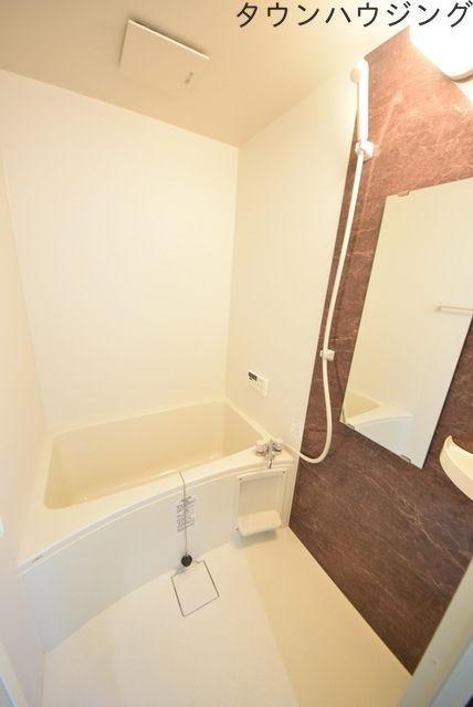 バス・シャワールーム　お部屋探しはタウンハウジングにお任せ下さい♪