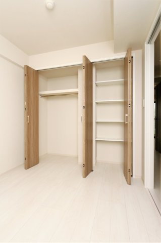 収納　参考写真（同物件別部屋）