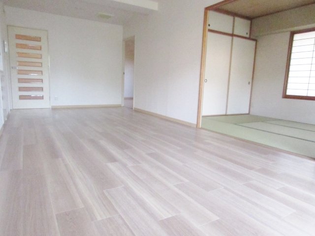 居室・リビング　おしゃれな居間です