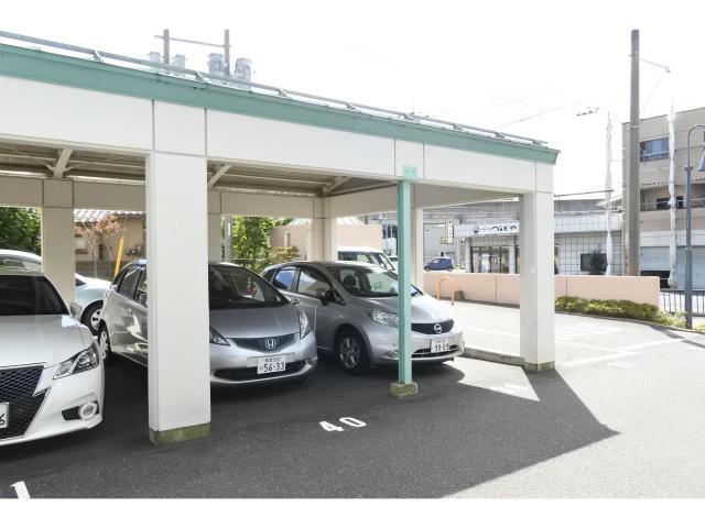 駐車場　駐車場