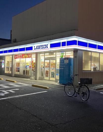 コンビニ　ローソン 谷在家一丁目店（コンビニ）まで382m