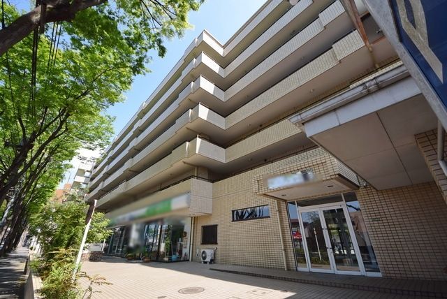 建物外観　タウンハウジング仙川店まで♪