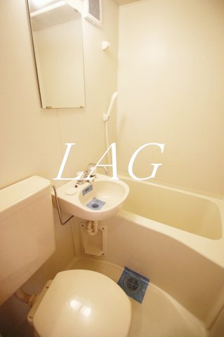 バス・シャワールーム　お風呂です。