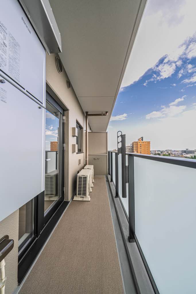 バルコニー　バルコニー