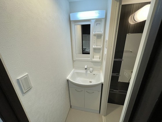 洗面設備　※別部屋の写真です