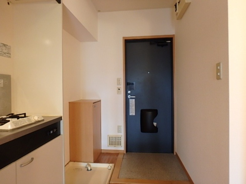 玄関　図面と現状に相違がある場合には現状を優先