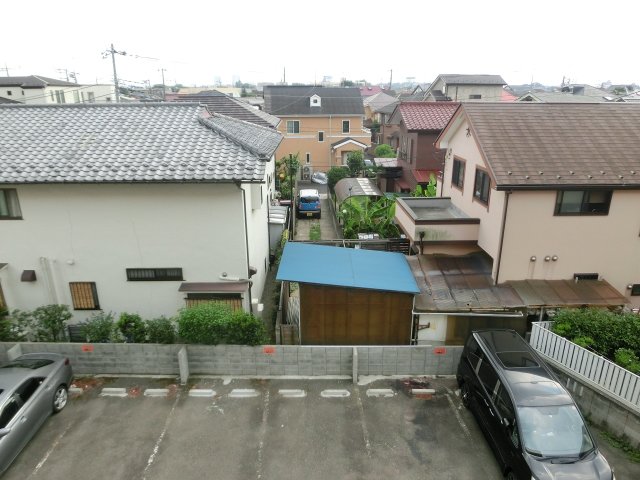 眺望　バルコニーからの開放感のある眺望。 （※参考写真）