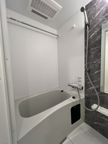 バス・シャワールーム　お風呂です