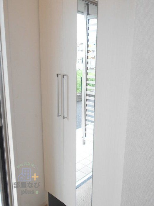 玄関　※同仕様写真です