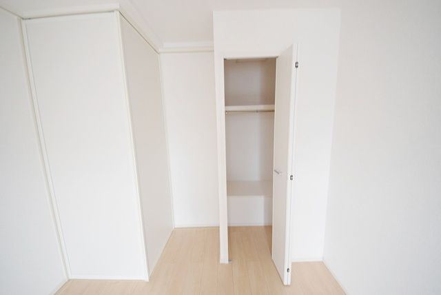 収納　※別号室参考写真です