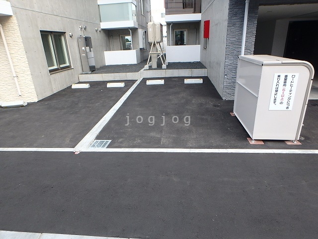 駐車場　専用ゴミステーション