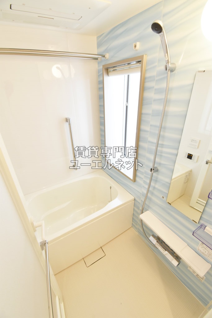 バス・シャワールーム　浴室