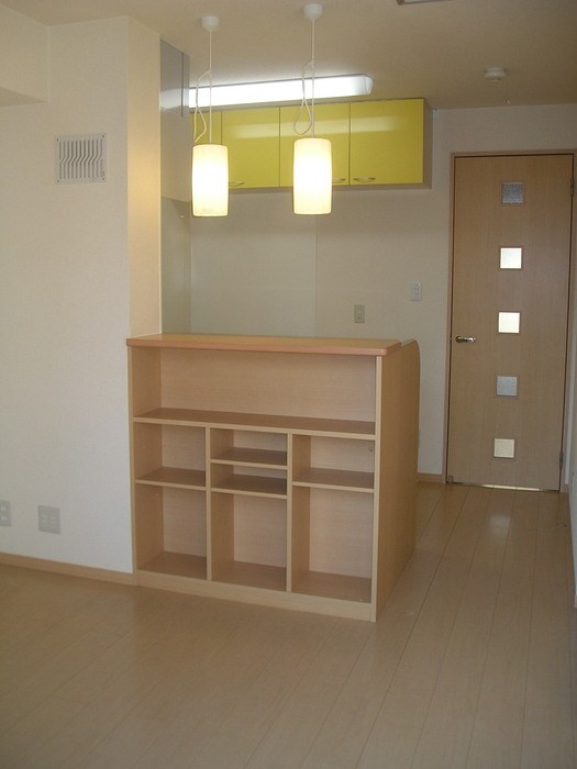 居室・リビング　※退室前のため別部屋イメージ写真