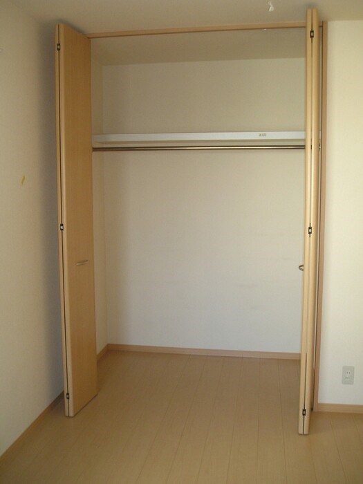 収納　※退室前のため別部屋イメージ写真