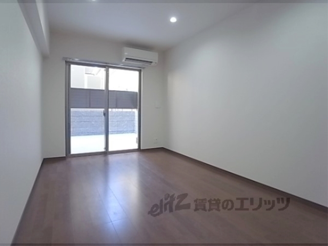 居室・リビング　洋室