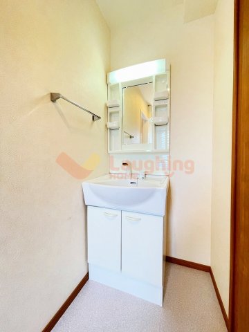 洗面設備　広い洗面スペース