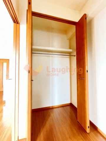 収納　同物件の別部屋写真です