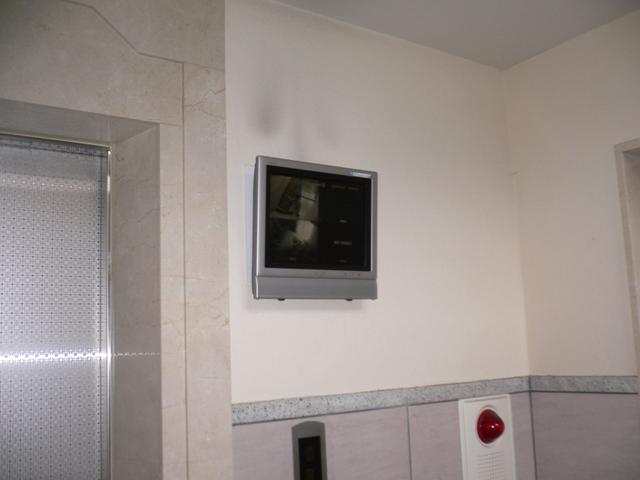 セキュリティ　エレベーター、防犯カメラ完備