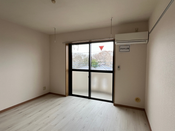 居室・リビング　。