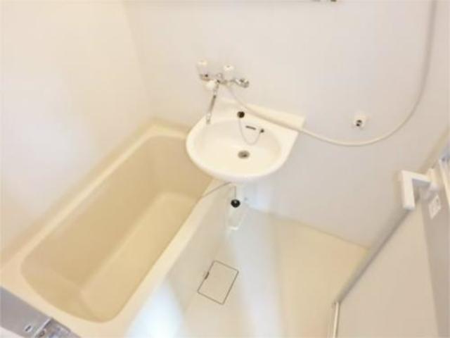 バス・シャワールーム　バスルーム