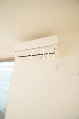 その他　エアコン付です。