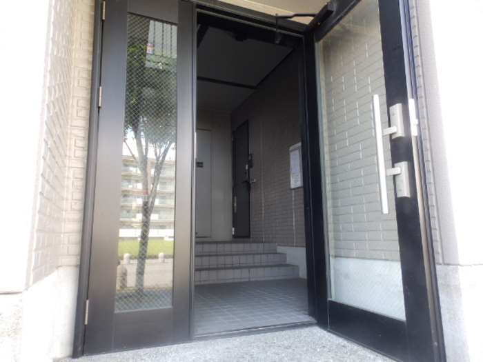 エントランス　エントランス