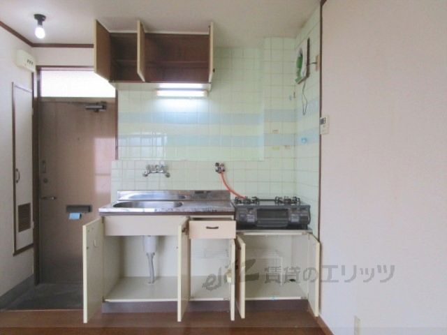 収納　キッチン