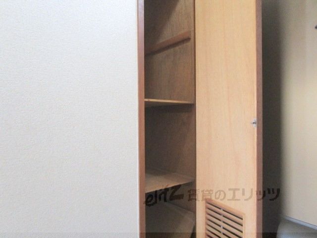 その他設備　下駄箱