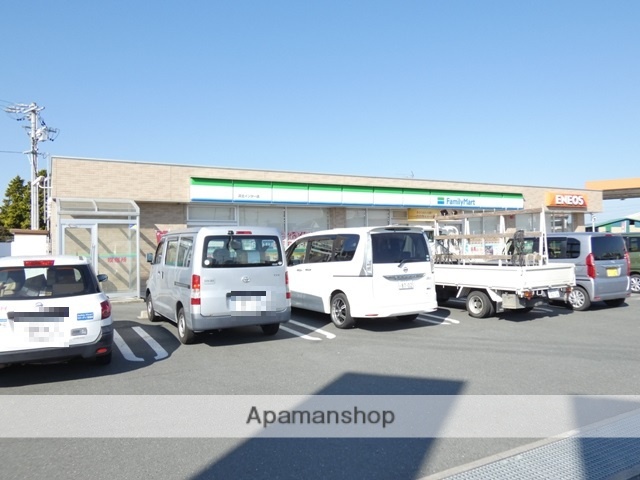 コンビニ　ファミリーマート（コンビニ）まで523m