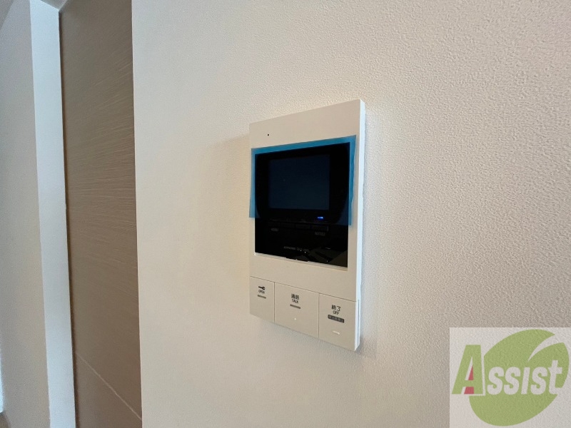 セキュリティ　ＴＶモニター付インターホンです。来客者の顔が見えるので安心！