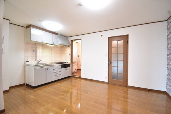 居室・リビング　※同物件別室※