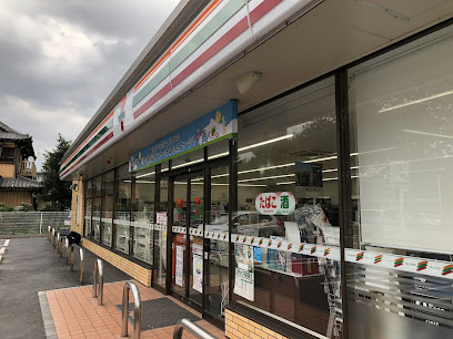 コンビニ　セブンイレブンさいたま下大久保店（コンビニ）まで450m