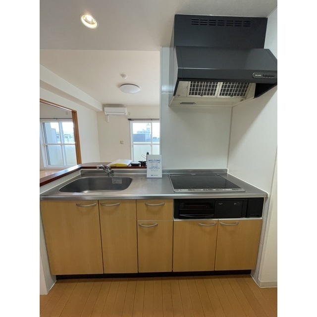 キッチン　※参考。写真は３０２号です。