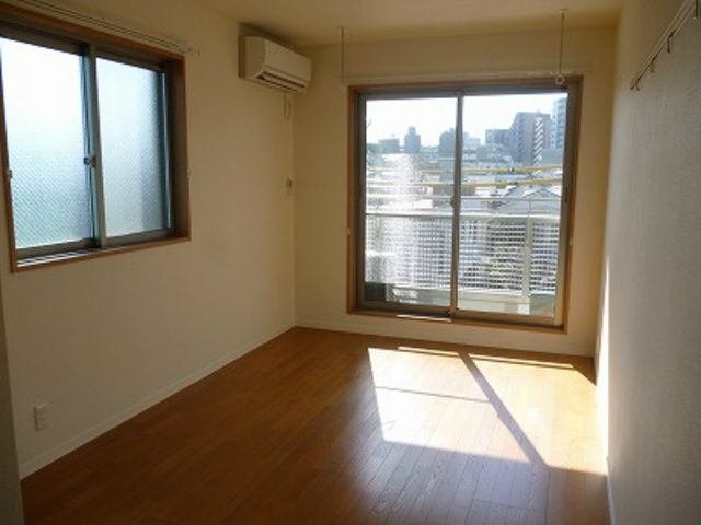 居室・リビング　反転タイプ