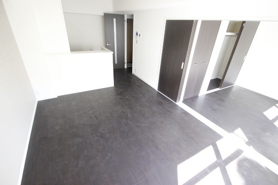 居室・リビング　※掲載写真は同マンション別部屋参考写真となります。