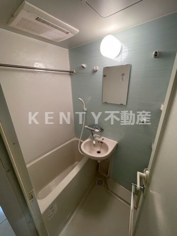 バス・シャワールーム　ゆったり過ごせるお風呂です