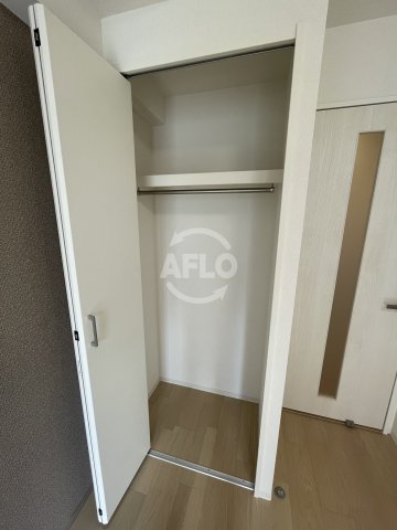 収納　レオンヴァリエ福島野田　クローゼット